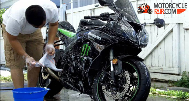 How To Clean A Motorcycle